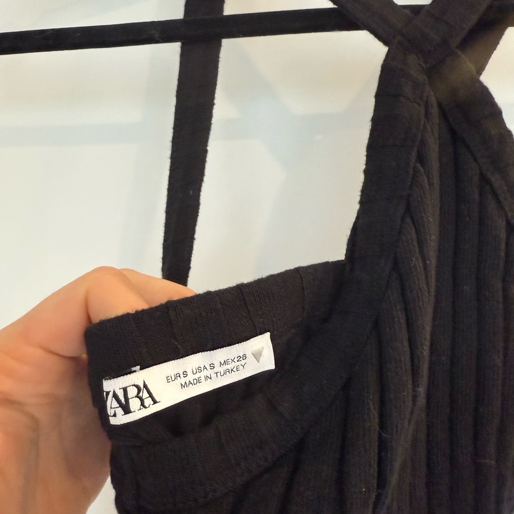 Zara halter cropped tank - Picture 2 of 3